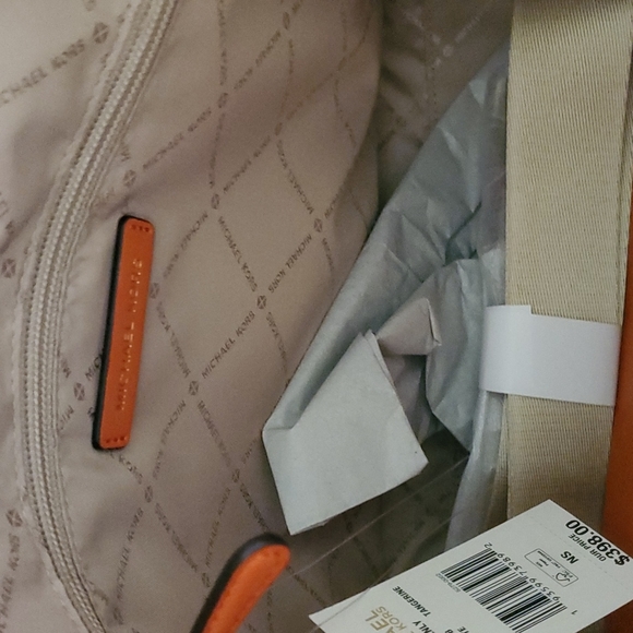 Mk tote - Picture 2 of 4